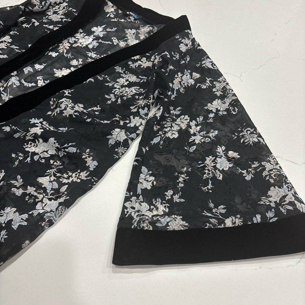 Alice ble Floral Sheer Kimono with Black Trim size M - Picture 8 of 8